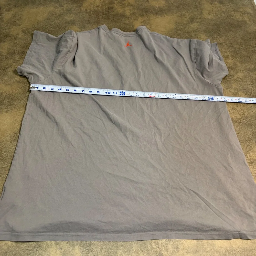 Jordan T-Shirt Mens 3XL Grey Orange Jumpman Logo V-Neck 467742-065